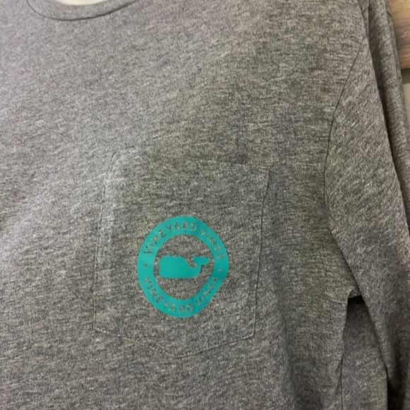 Vineyard Vines Men’s Grey Long Sleeves Crewneck Pullover Whale Tee- Small - Picture 5 of 12